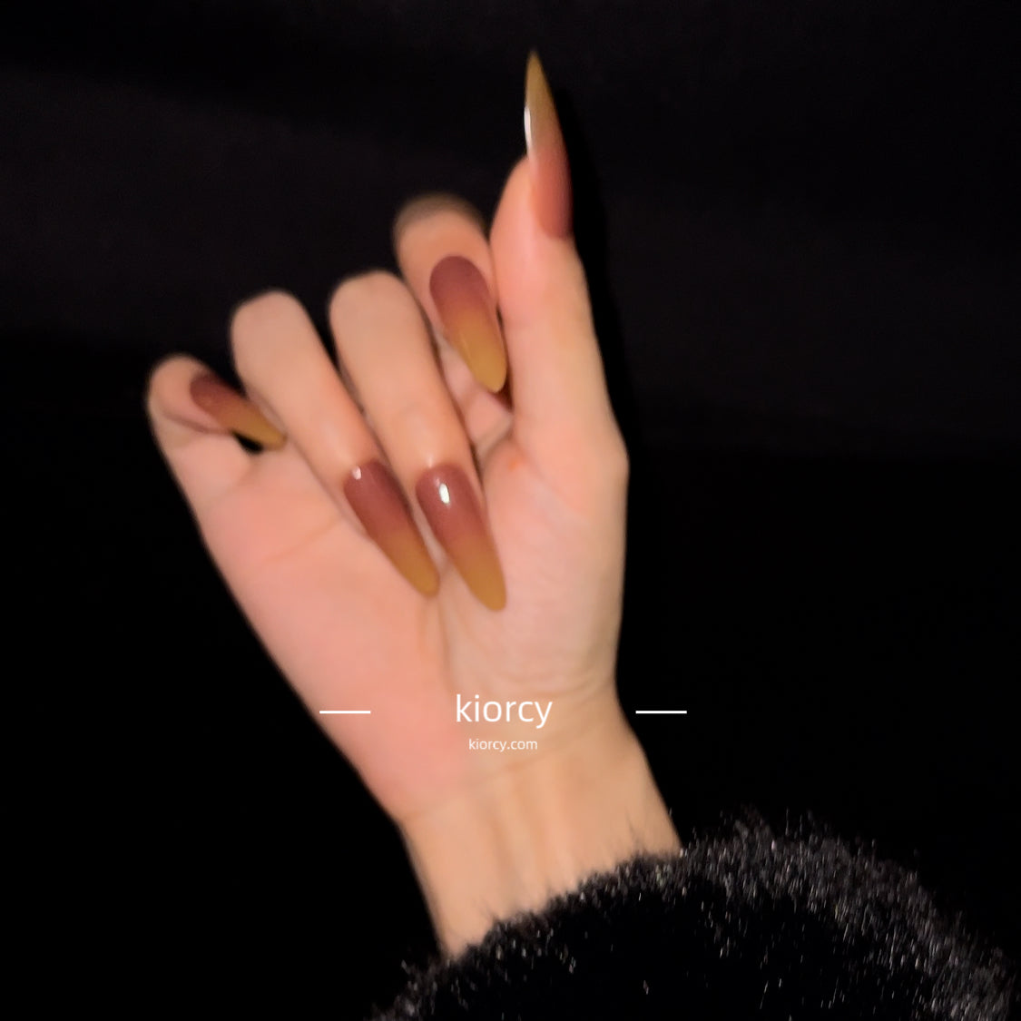 New Autumn/Winter Gradient Nail Tips Almond Nails