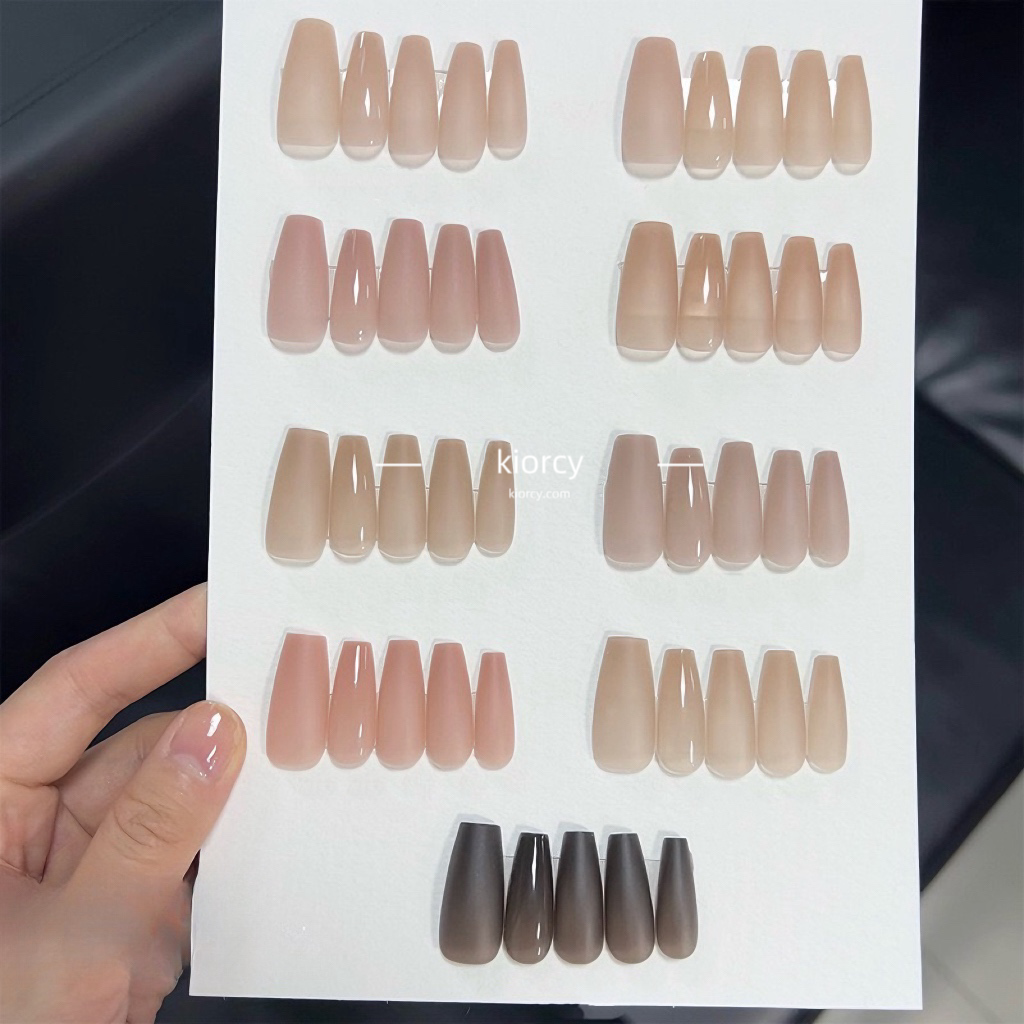 Colored nail tips in nude series