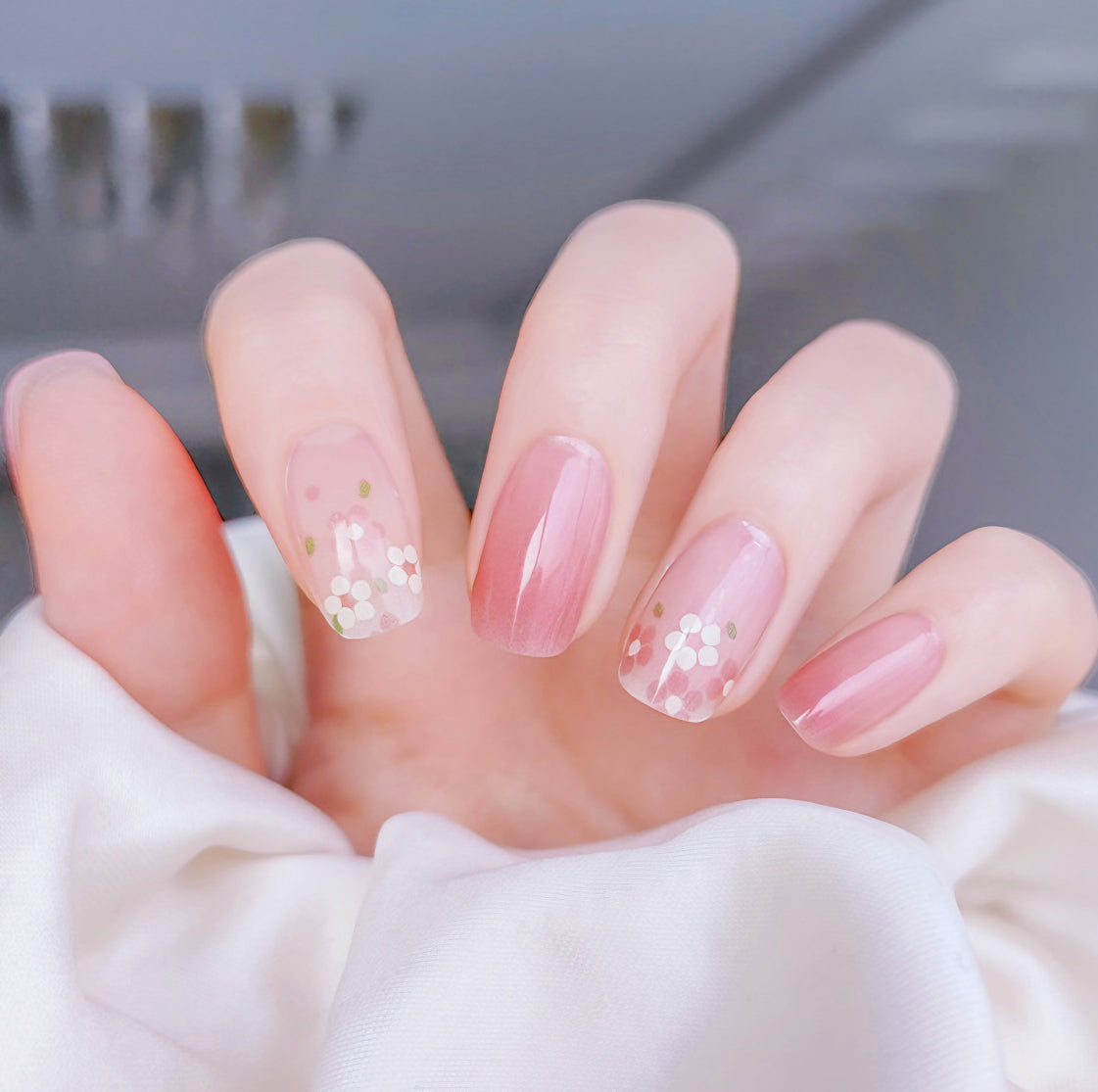 Petals of Serenit Semicured Gel Nail Sticker Kit/NG178
